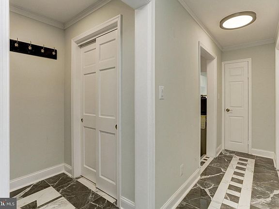 3rd image of 507 Duvall Ln