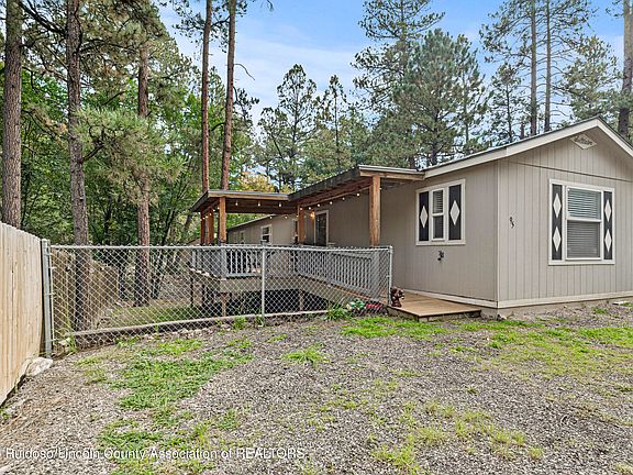 3rd image of 95 Bradley Dr