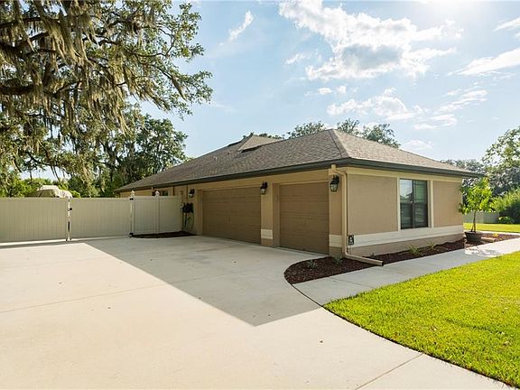 4th image of 27945 Austin Woods Dr