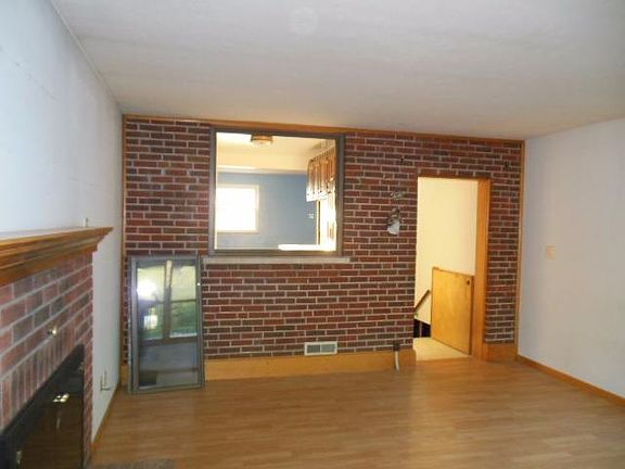 5th image of 1572 Sanborn Dr
