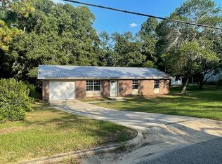 185 Camilla Ave, Ozark, AL 36360