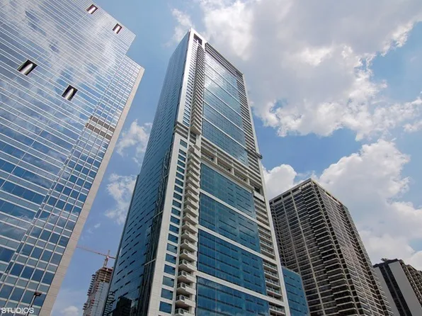 340 E Randolph St APT 907, Chicago, IL 60601