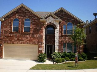 5844 Barrier Reef Dr, Fort Worth, TX 76179