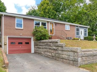 34 Bourque Ter, Fitchburg, MA 01420