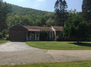 12 Aldrich Ave, Huntington, MA 01050