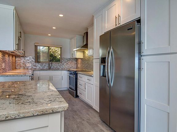 4th image of 640 W Solana Cir Unit 13
