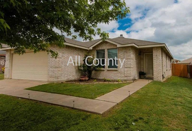 1st image of 5400 Driftway Dr