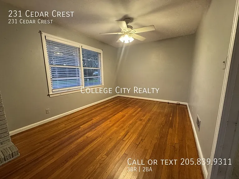 231 Cedar Crst — Photo 2