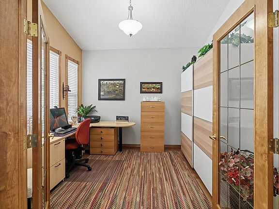 5th image of 5 Richelieu Cres