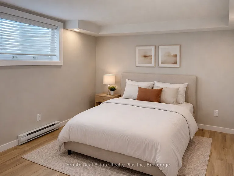 16 Huron Rd #4 — Photo 15
