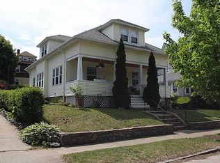 52 Modena Ave, Providence, RI 02908