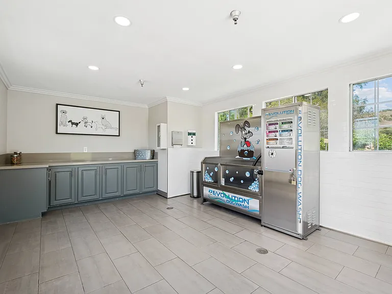 Paloma Summit Condominium Rentals — Photo 20