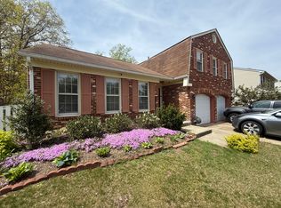 1131 Artic Quill Rd, Herndon, VA 20170
