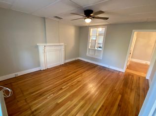 405 W High St, Woodstock, VA 22664