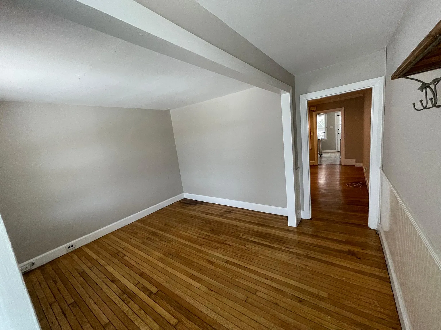 181 Front St — Photo 1