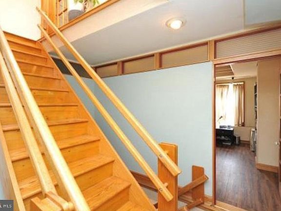 4th image of 3545 Sunnyside Ave