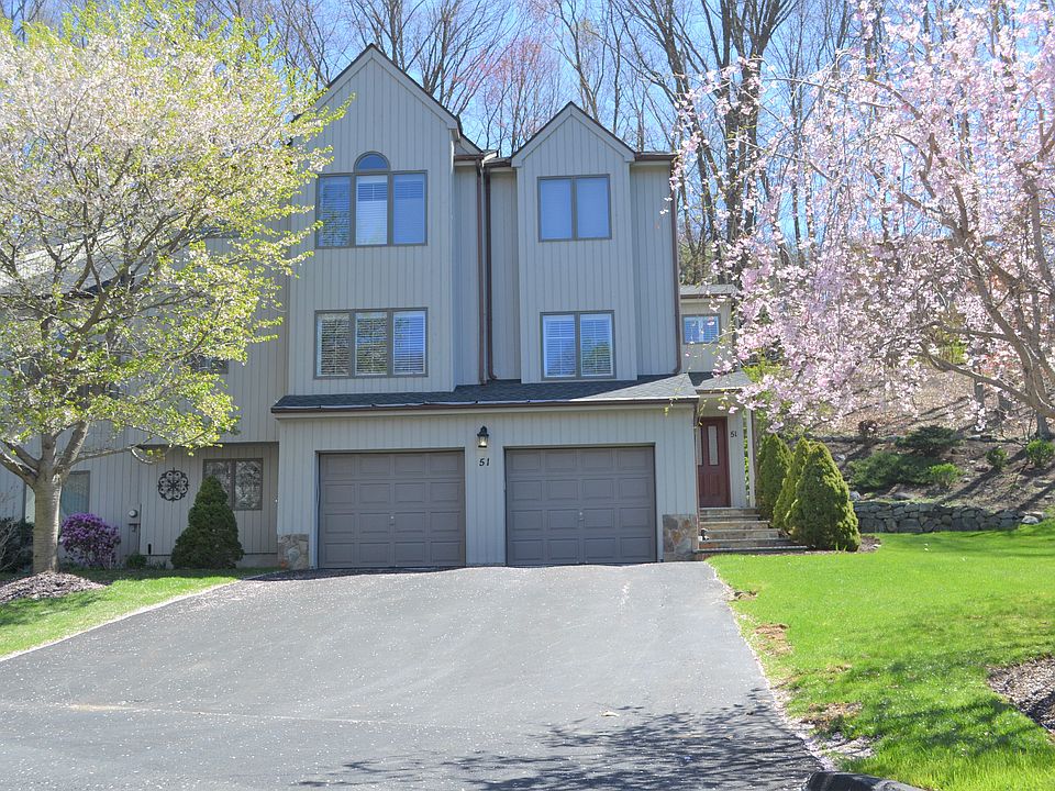 51 Driftwood Dr, Somers NY