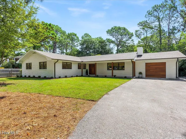 5010 College Acres Drive, Wilmington, NC 28403