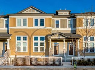 705 W Evanston Sq NW, Calgary, AB T3P 0G9