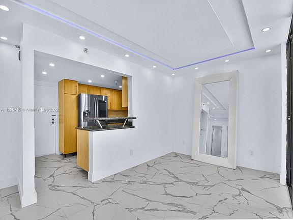 3rd image of 66 Valencia Ave APT 302A
