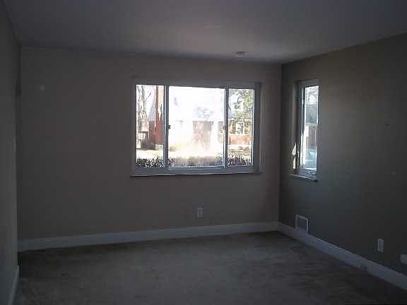 3rd image of 5643 Surrey Ave