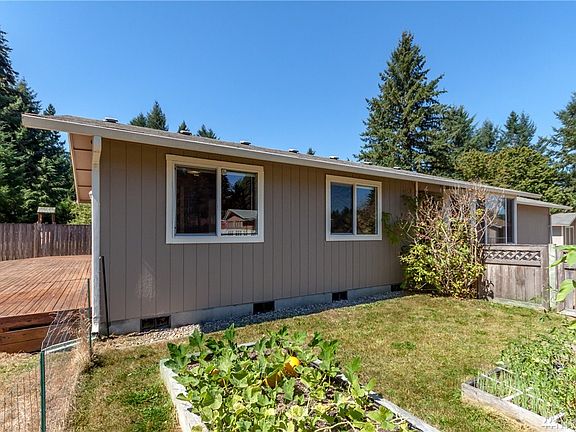 2nd image of 4451 19th Ave SE
