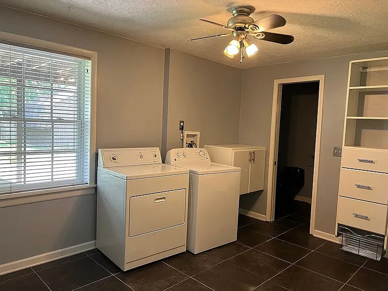 222 New Sawyer Brown Rd — Photo 17