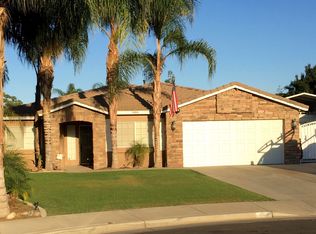 404 Calle Lechuga, Bakersfield, CA 93314