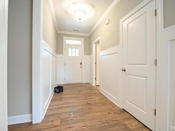 5th image of 36 Bellicourt Dr