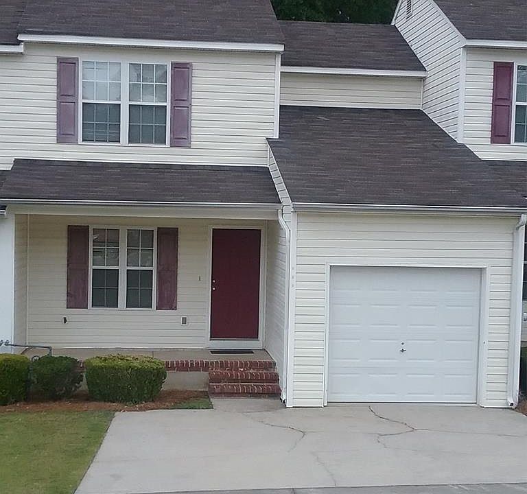 1st image of 335 Crawford Mill Ln