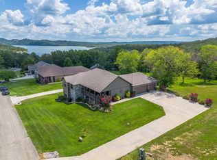 54 Chablis Rd, Lampe, MO 65681