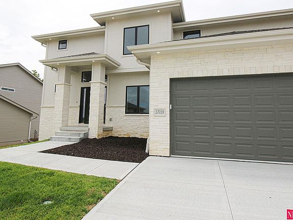 2nd image of 17019 Abigail St