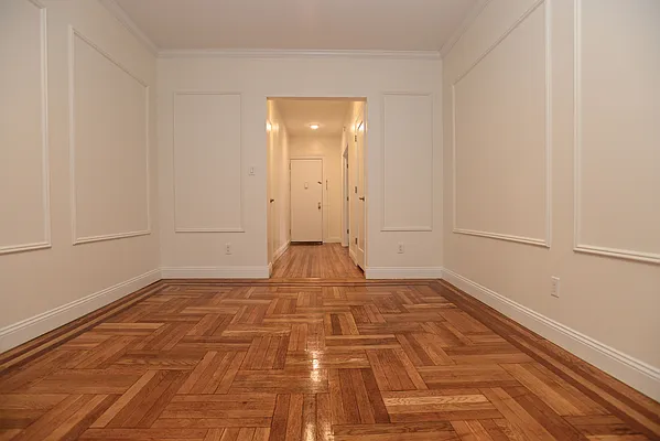 Rented by Space Real Estate | media 30