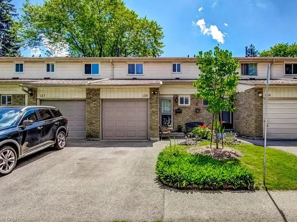 100 Quigley Rd #138, Hamilton, ON L8K 6J1
