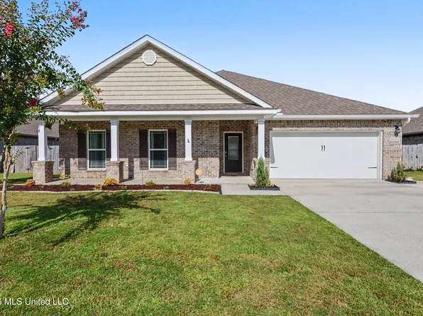 10431 Chapelwood Dr, Gulfport, MS 39503