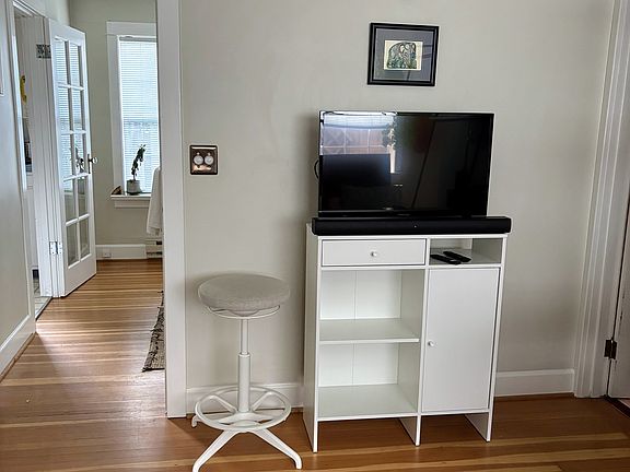 Second bedroom with smart TV