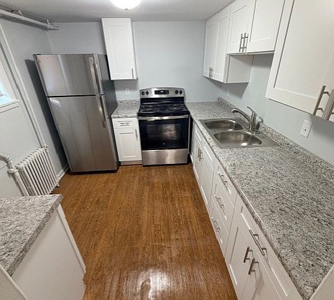 2nd image of 306 5th St NW #306
