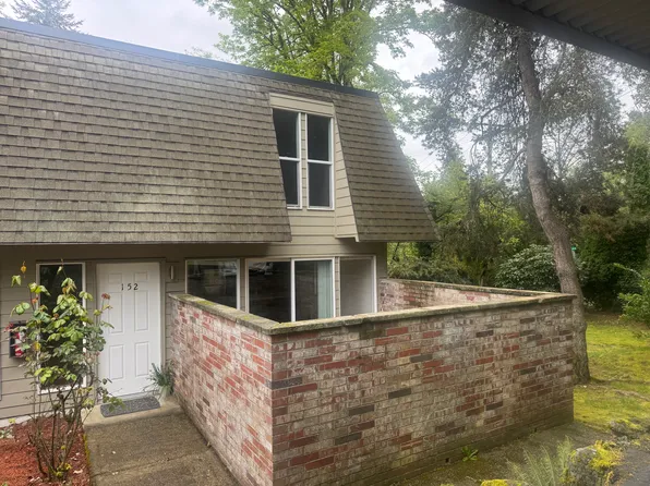 152 SW 200th St, Seattle, WA 98166