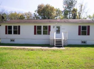 3 Rex Ln, Wingdale, NY 12594