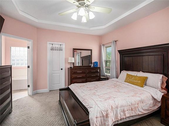 3rd image of 2422 NE Old Paint Ct