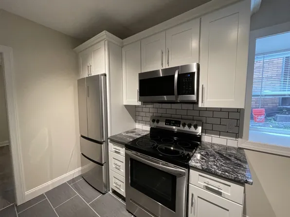 352 Melwood Ave #2, Pittsburgh, PA 15213