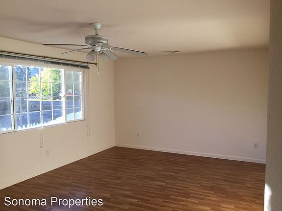 2nd image of 19154 Linden St