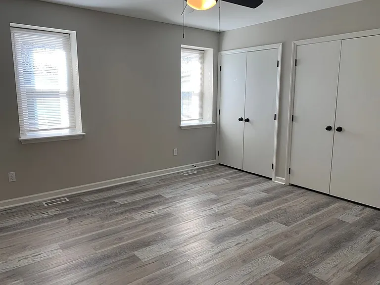 5302-5304 Grovewood Pl — Photo 19