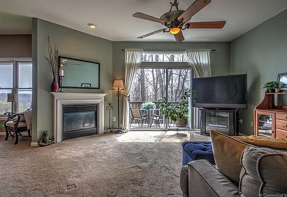 5th image of 60 Katherine Ct #60