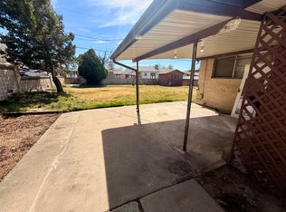 972 E Larkspur Dr, Sandy, UT 84094