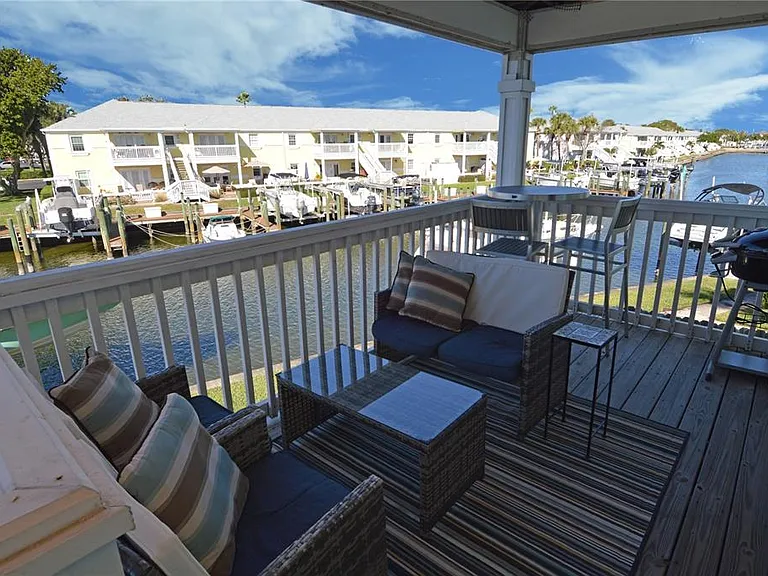 5245 Coquina Key Dr SE #D — Photo 47