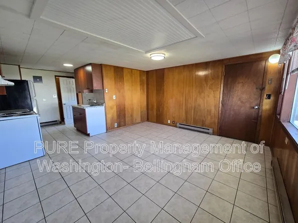 7394 Birch Bay Dr, Blaine, WA