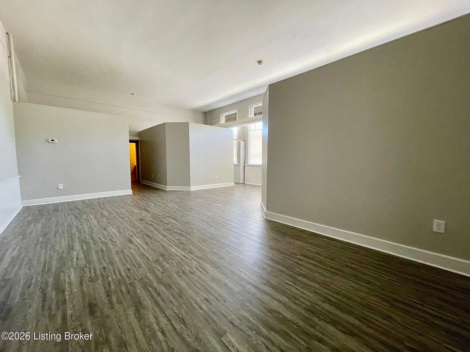 2 bed, 1.0 bath, 750 sqft, $1,000 — Photo 3