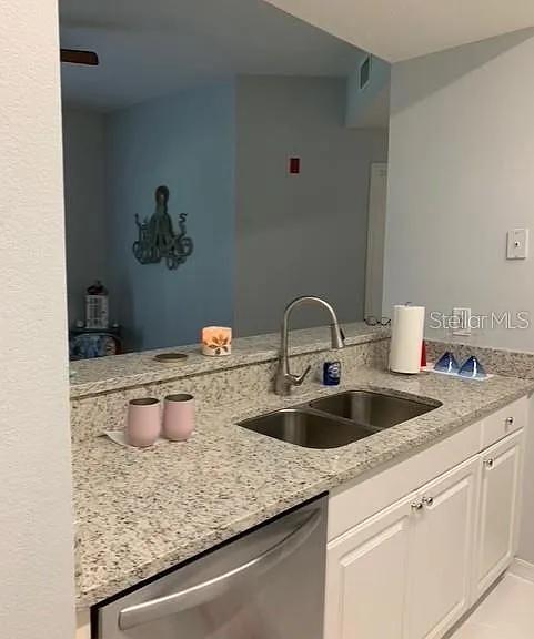 15107 Vista Ct #15 — Photo 5
