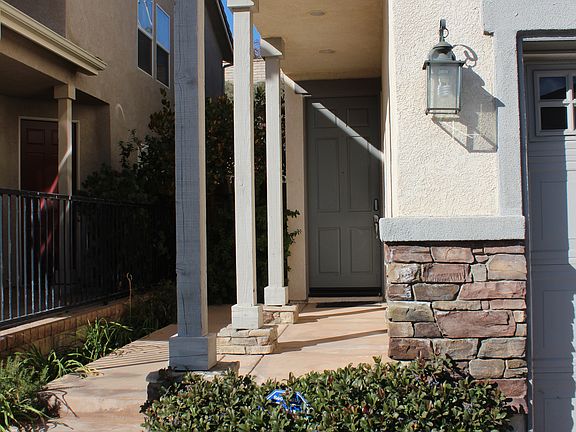 3rd image of 23707 Stagecoach Way